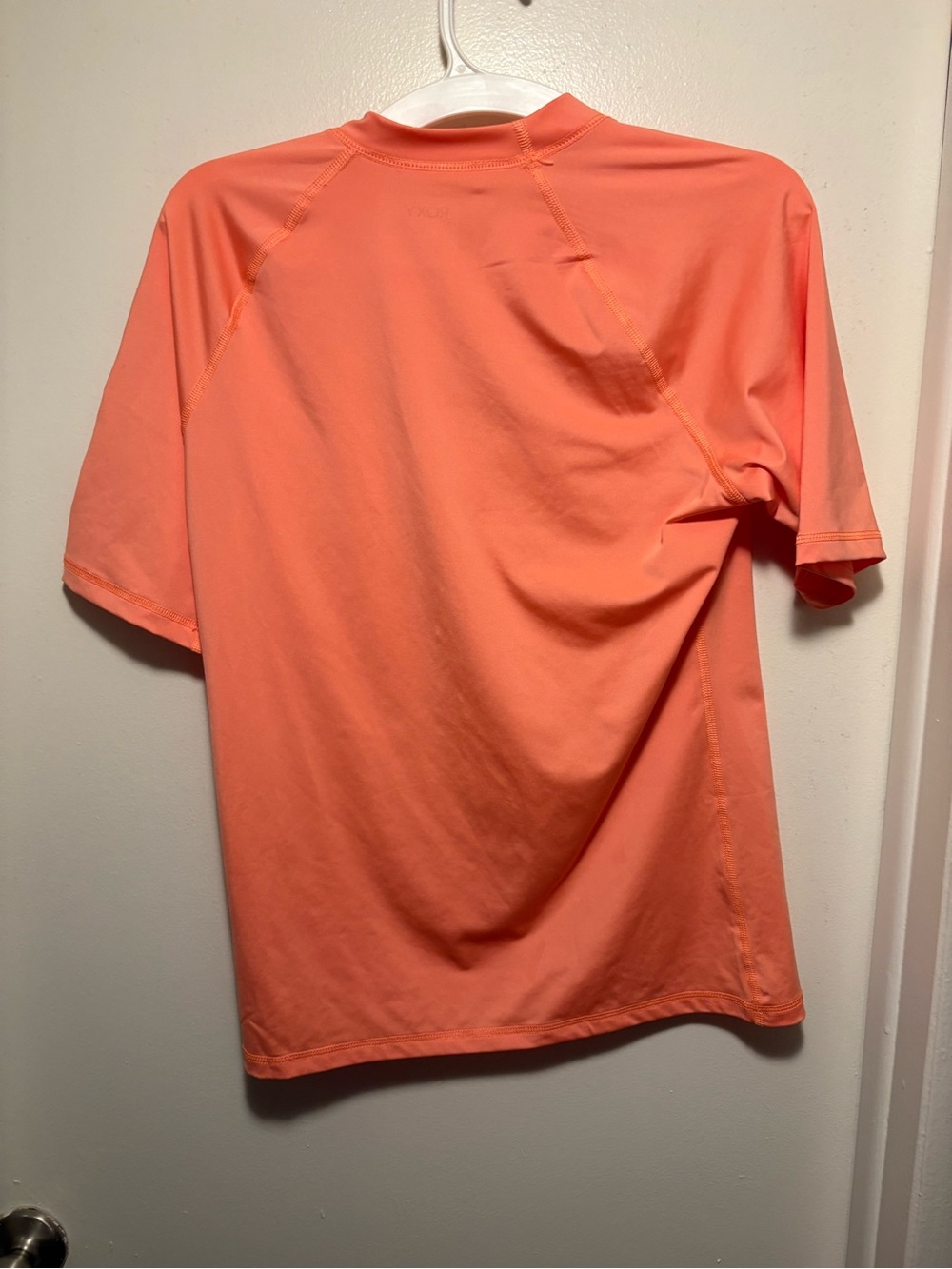 Roxy Coral Short Sleeve Rash Guard with White Logo - Picture 3 of 4